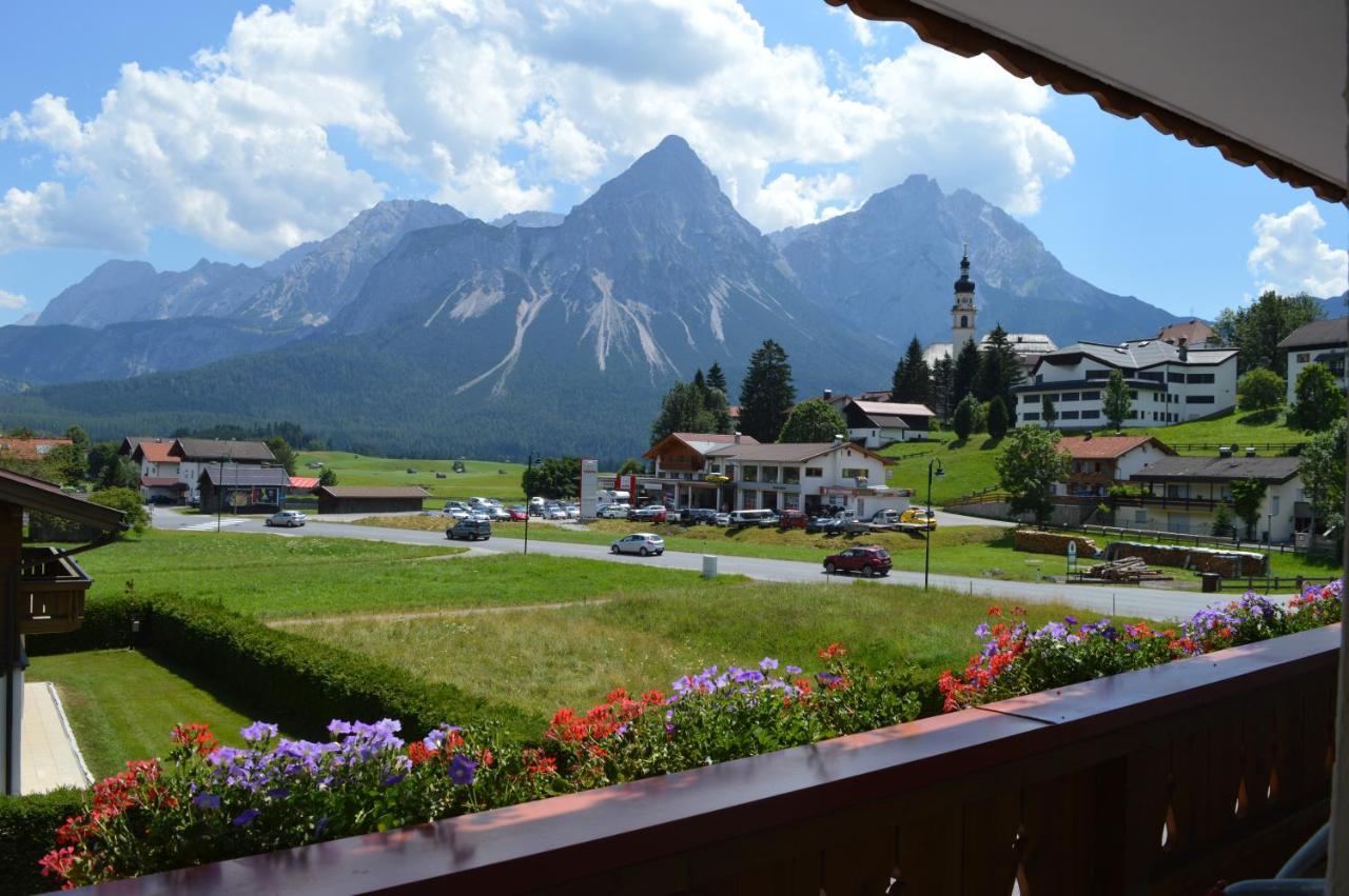 Tirolerhof Hotel Lermoos Exterior photo