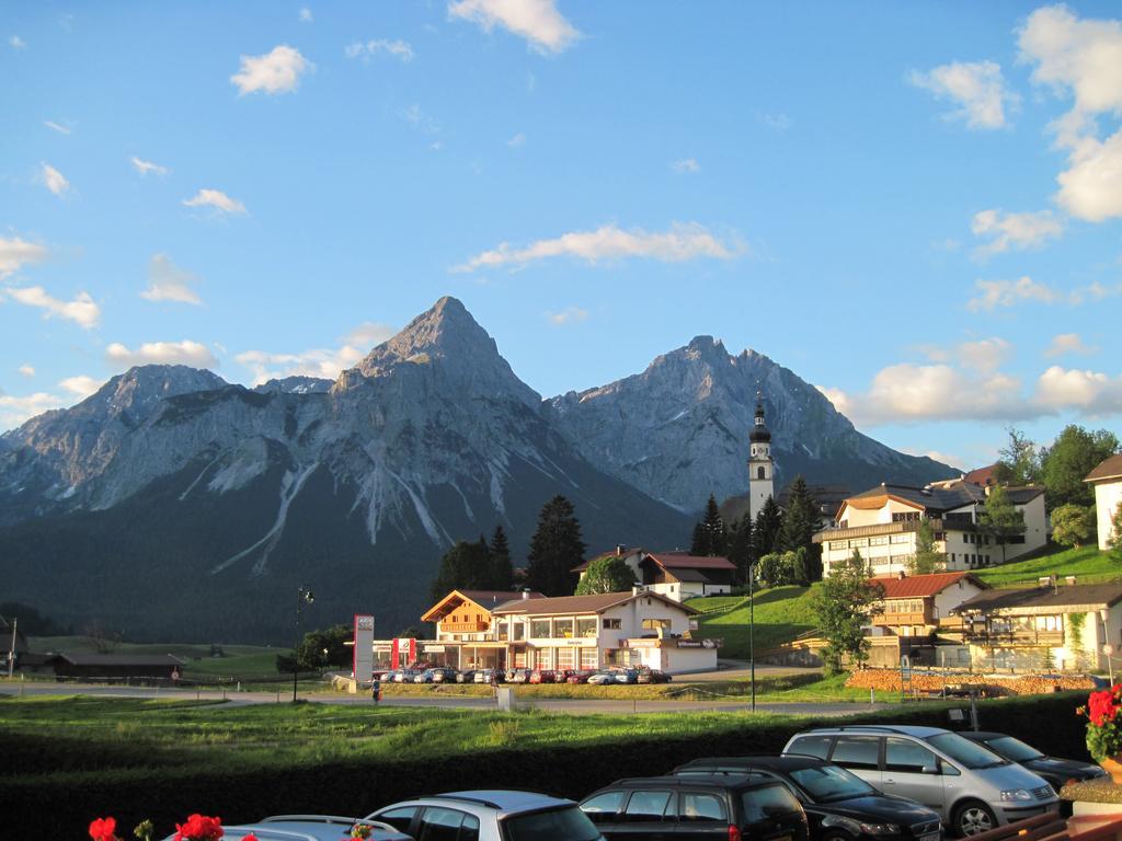 Tirolerhof Hotel Lermoos Exterior photo
