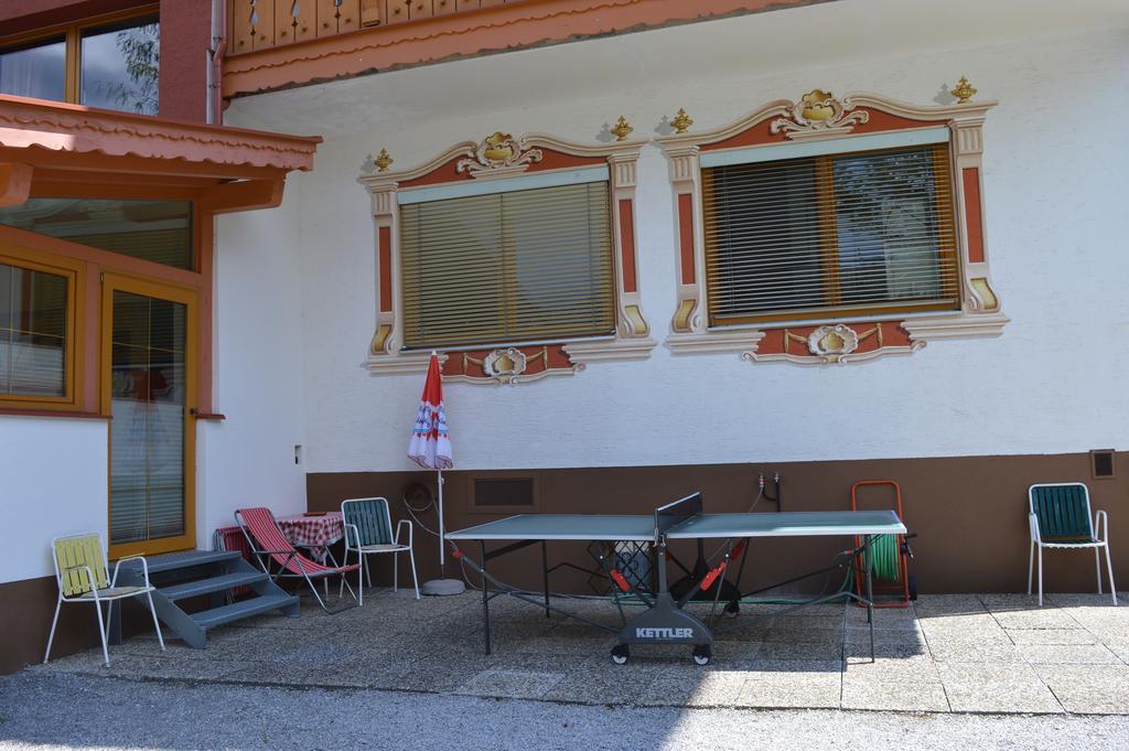 Tirolerhof Hotel Lermoos Exterior photo